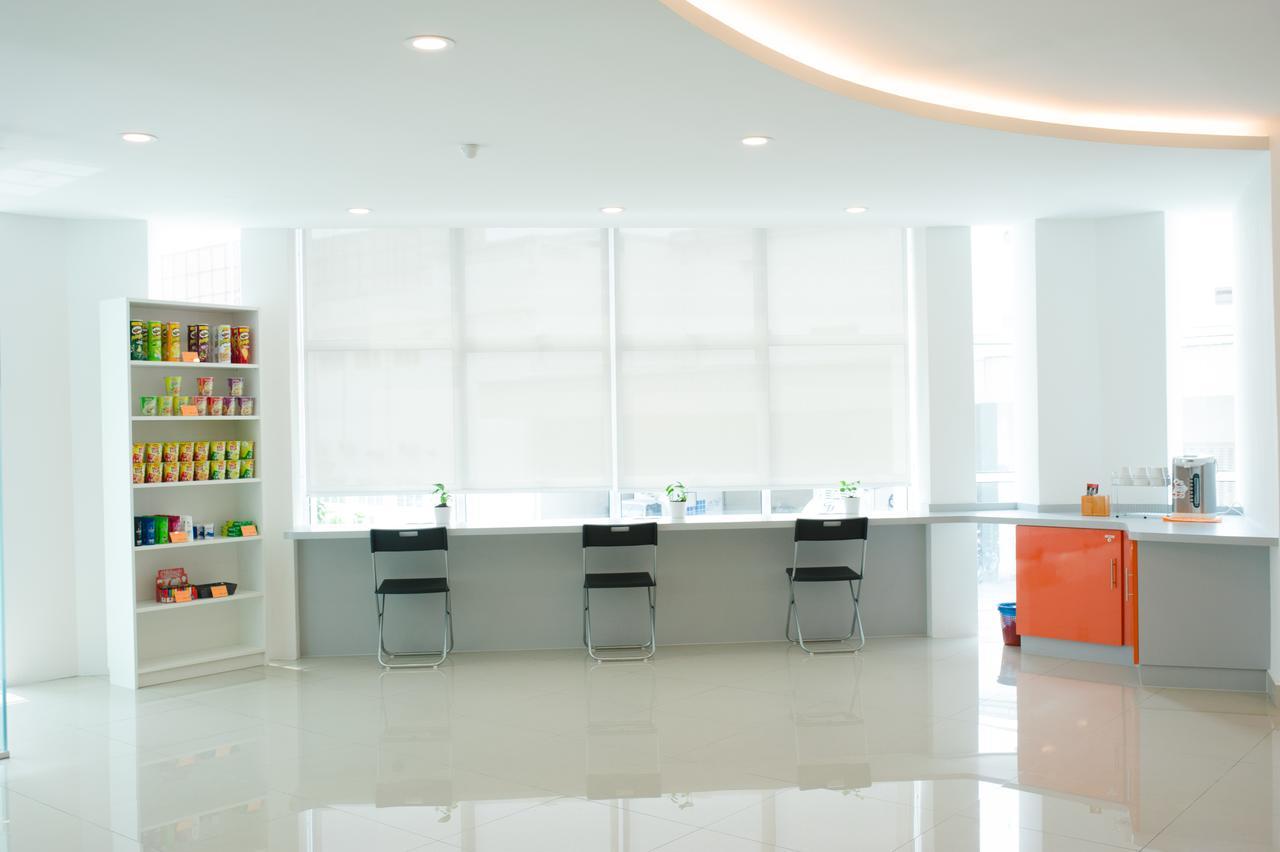 1Orange Hotel Sri Petaling Kuala Lumpur Exteriör bild